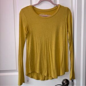 Aeropostale Women’s Mustard Long Sleeve Top